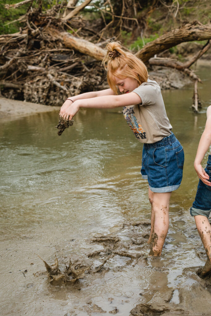 Outdoor Family Photography in the Creek