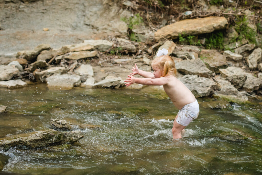 Outdoor Family Photography in the Creek